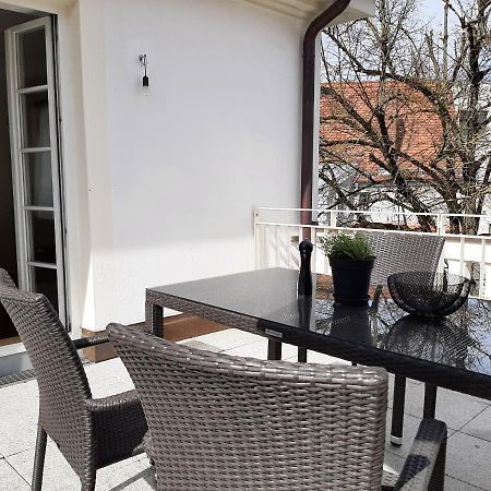Apartment 4-6 Personen I 80Qm I Altstadt I Dachterasse I Parkplatz Штраубинг Экстерьер фото