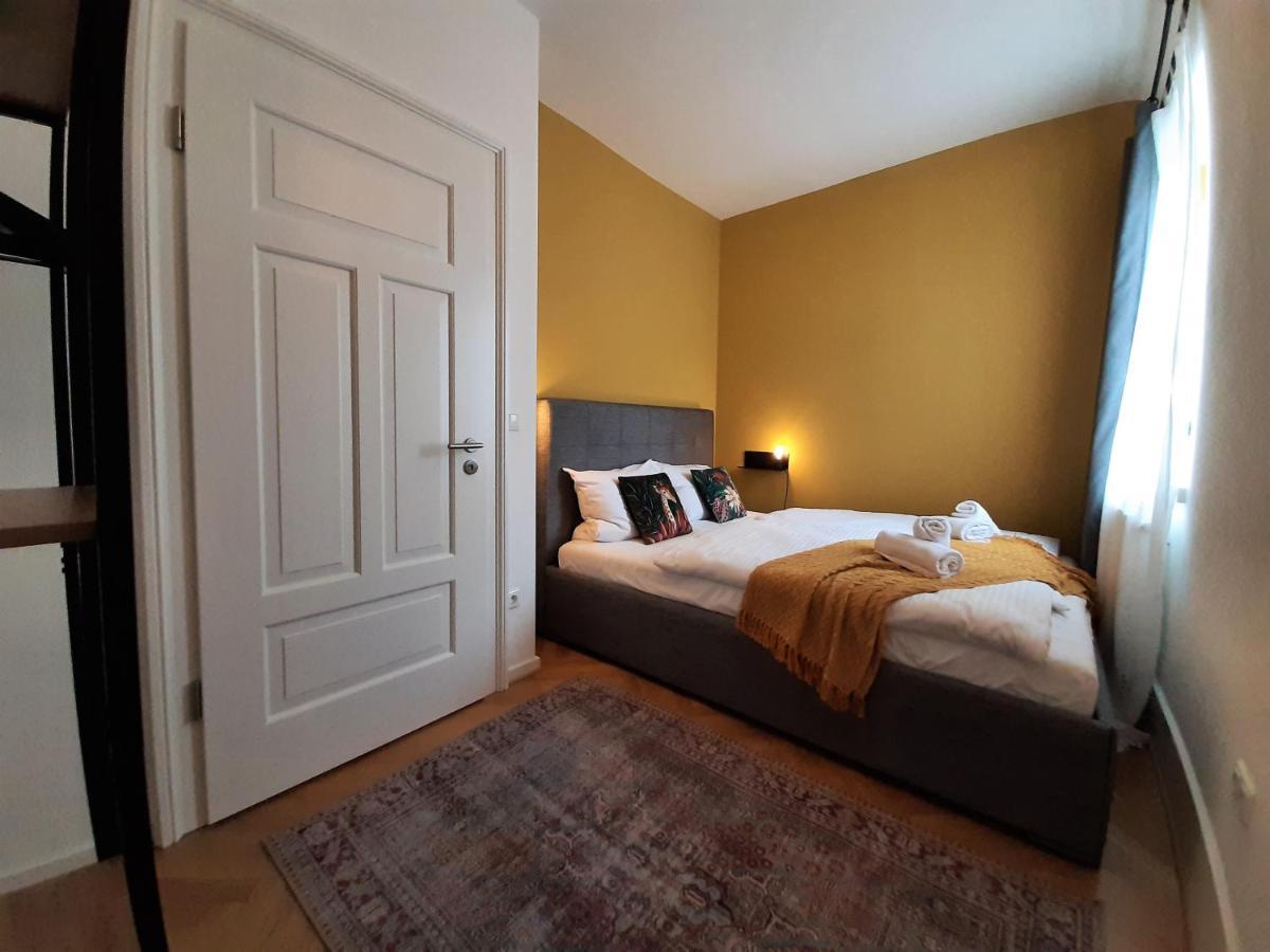 Apartment 4-6 Personen I 80Qm I Altstadt I Dachterasse I Parkplatz Штраубинг Экстерьер фото