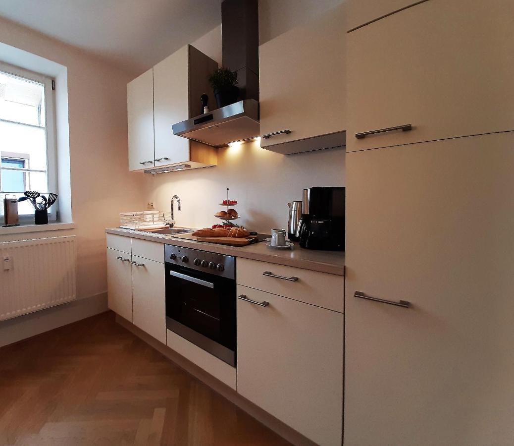Apartment 4-6 Personen I 80Qm I Altstadt I Dachterasse I Parkplatz Штраубинг Экстерьер фото