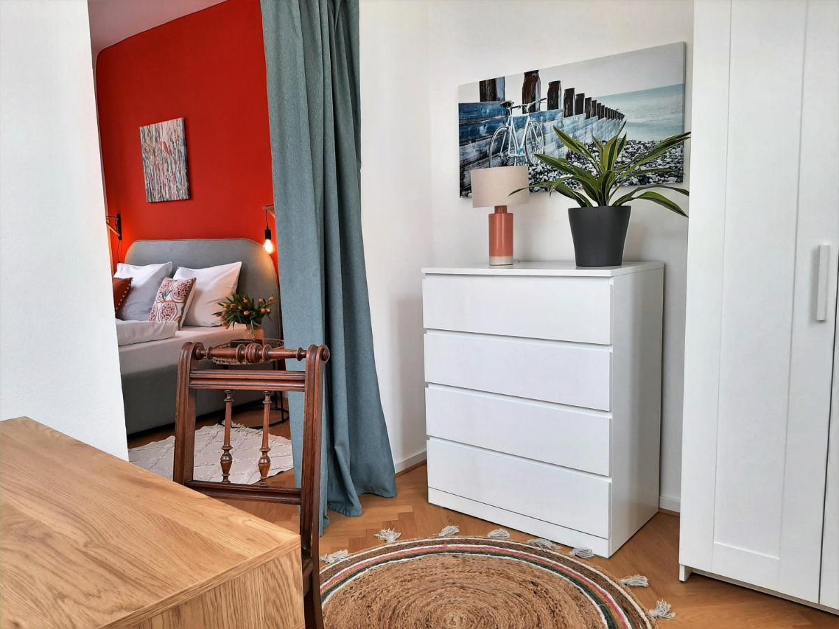 Apartment 4-6 Personen I 80Qm I Altstadt I Dachterasse I Parkplatz Штраубинг Экстерьер фото