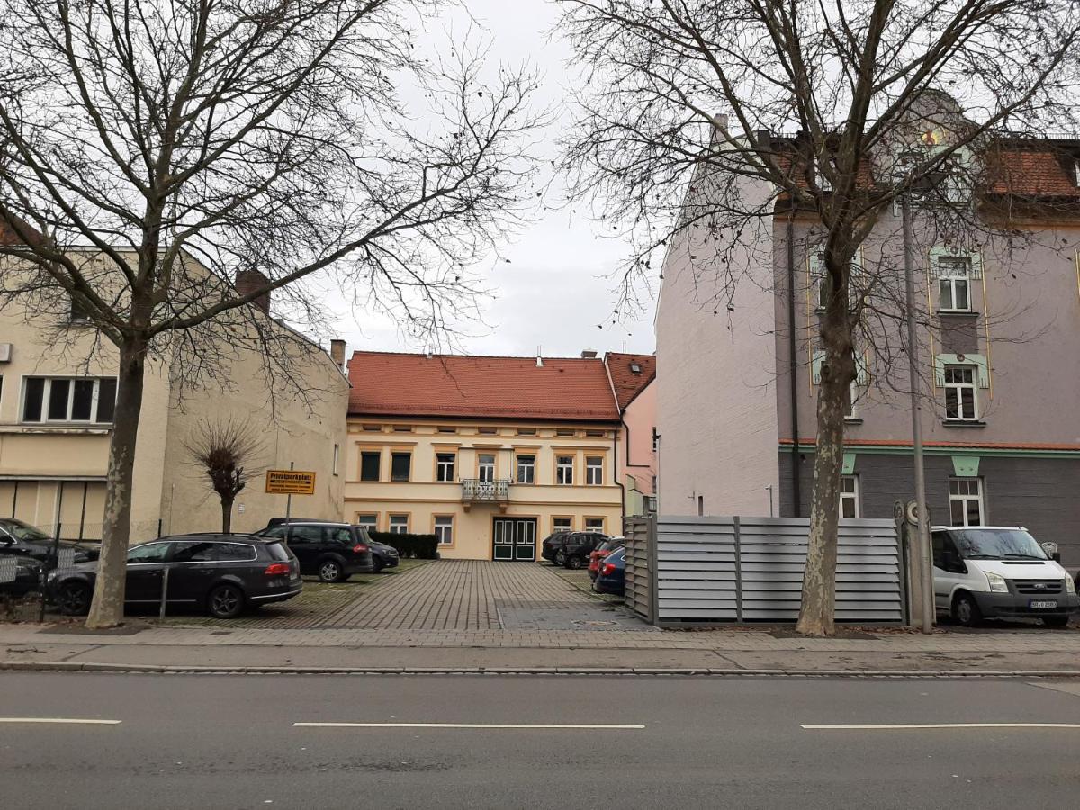 Apartment 4-6 Personen I 80Qm I Altstadt I Dachterasse I Parkplatz Штраубинг Экстерьер фото
