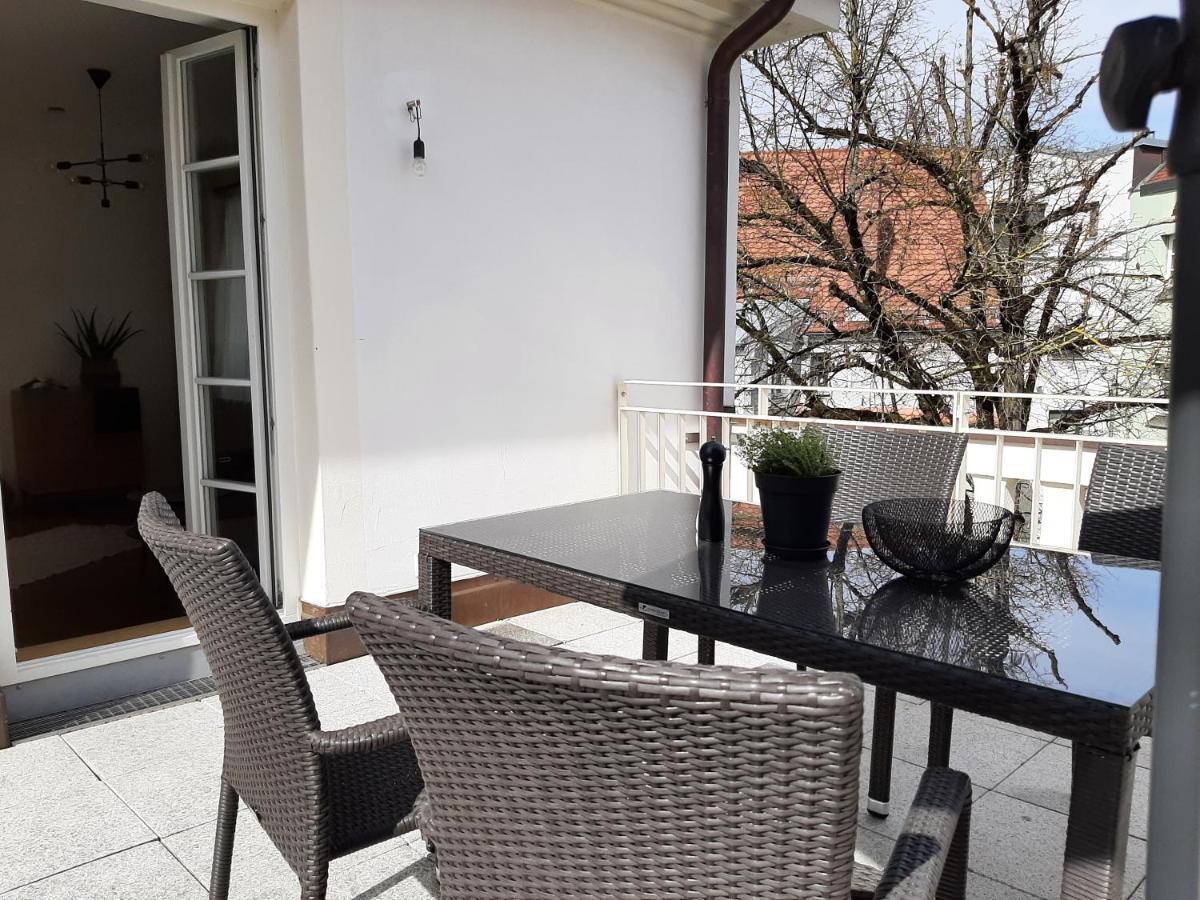 Apartment 4-6 Personen I 80Qm I Altstadt I Dachterasse I Parkplatz Штраубинг Экстерьер фото